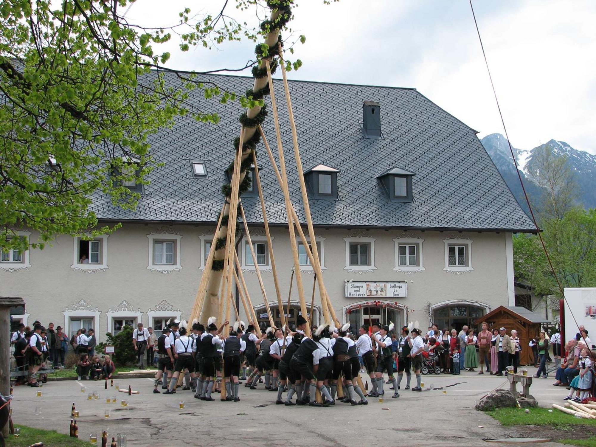 Aktivhotel & Gasthof Schmelz: Alpine Wellness Retreat in Inzell Exterior photo