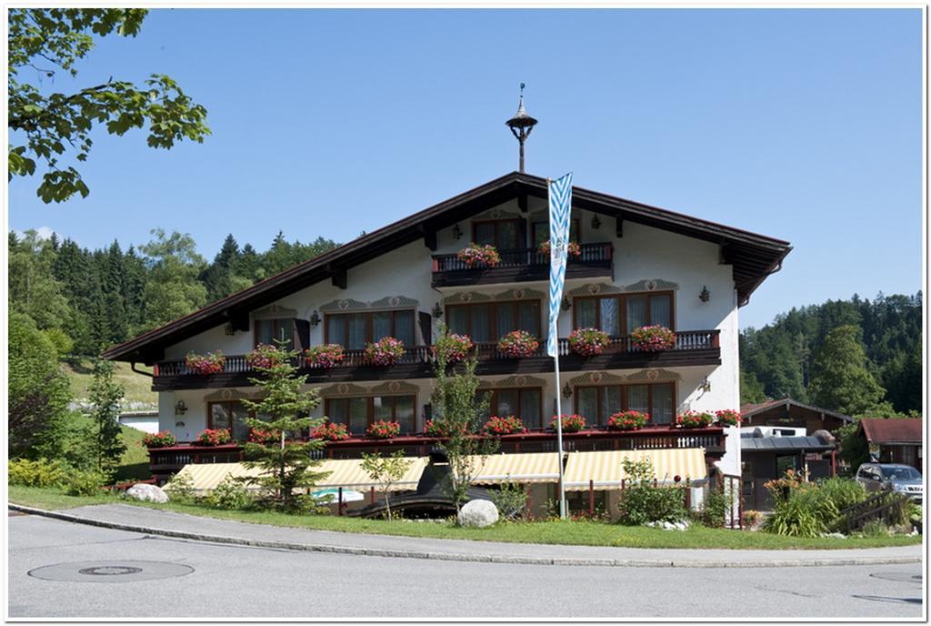 Aktivhotel & Gasthof Schmelz: Alpine Wellness Retreat in Inzell Exterior photo